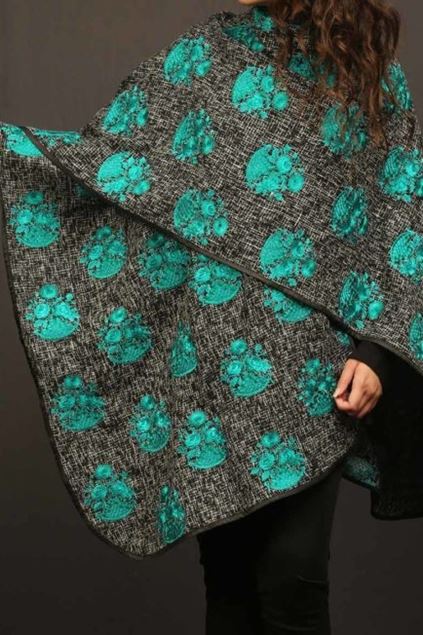 Picture of Turquoise Motif Cape