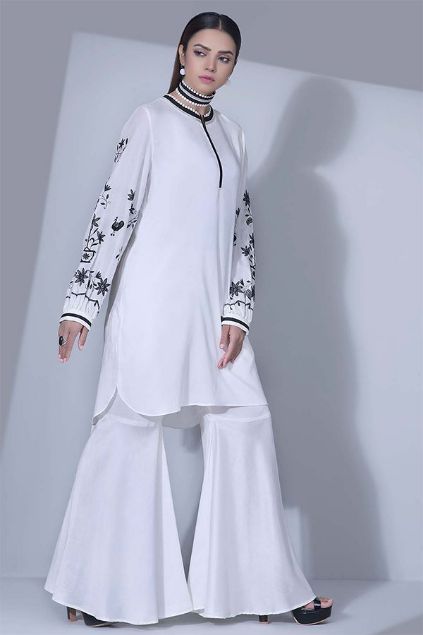 Picture of White Embroidered Linen Kurta