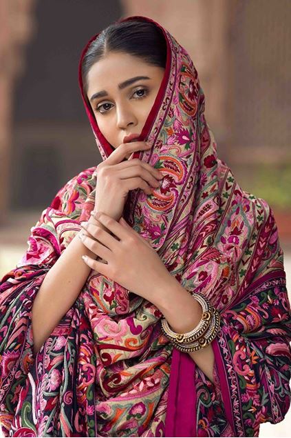 Picture of Pink Classic Jamawar Shawl