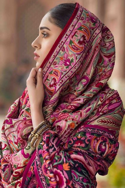 Picture of Pink Classic Jamawar Shawl