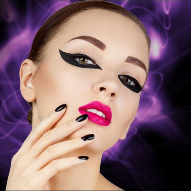 Picture of Smoky Desire Xs Black Eyeliner in Dream Black