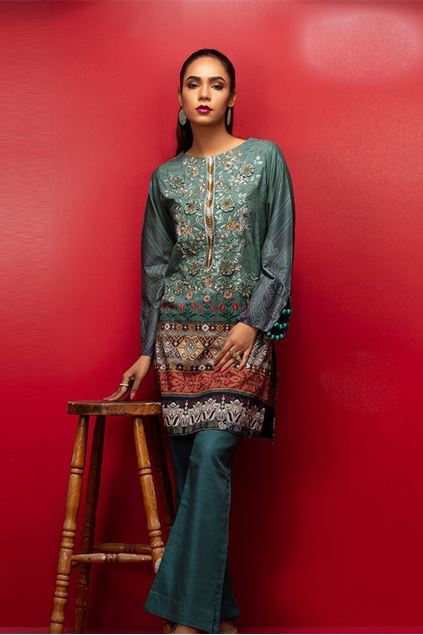 Picture of Green Stitched Digital Printed Embroidered Kurta