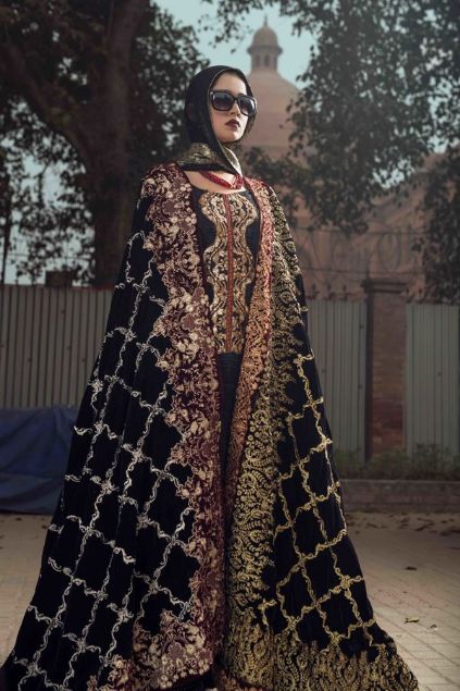Picture of Formal Black Velvet Shawl with Gold Pattern