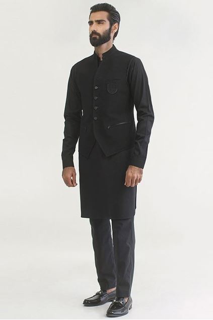 Picture of Black Signature Series Waistcoat