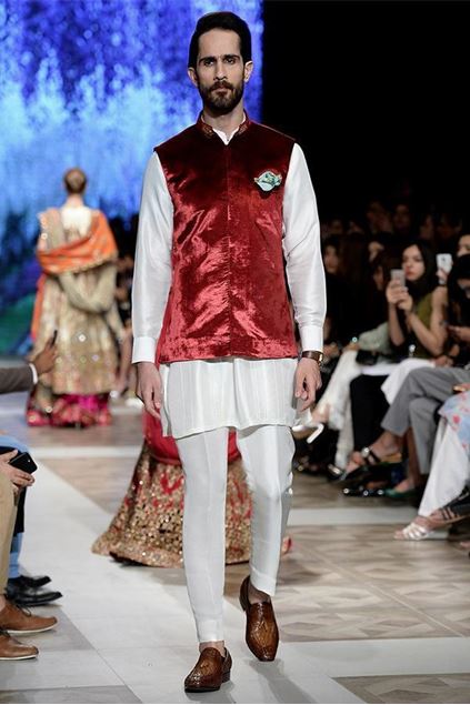 Picture of Raw Silk Kurta with Pants